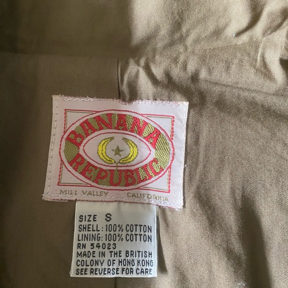 Vintage Banana Republic trench coat - Picture 6 of 9